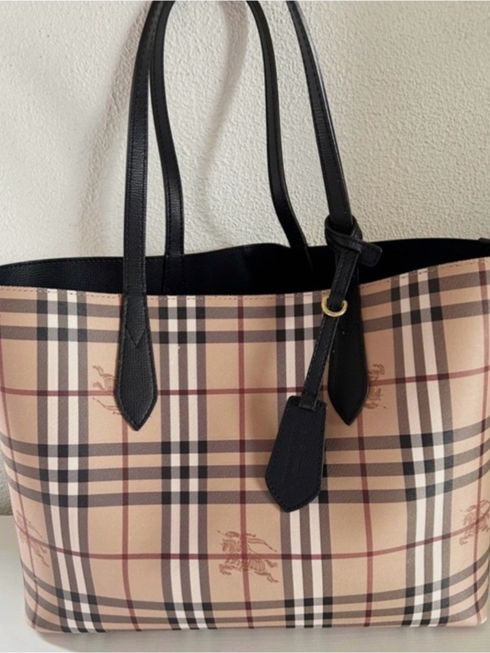 Burberry Haymarket Black Leather Tote Bag with Check Lining - Reversible - EUC